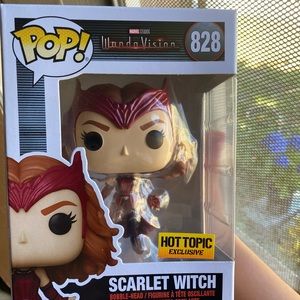 Wanda Hot Topic Exclusive Wandavision Funko Pop